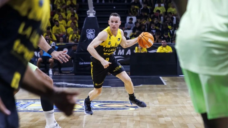  NBA初代老六，42歲進(jìn)入生涯巔峰？！