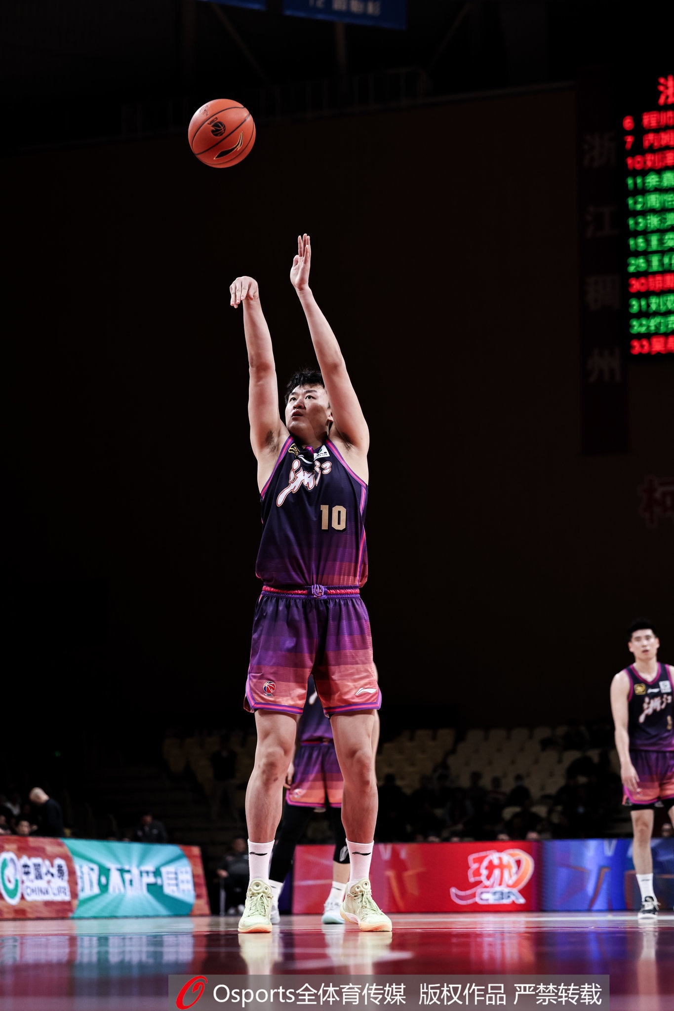  高效替補！劉澤一13投7中&罰球4中3得18分7板 得分并列全隊最高