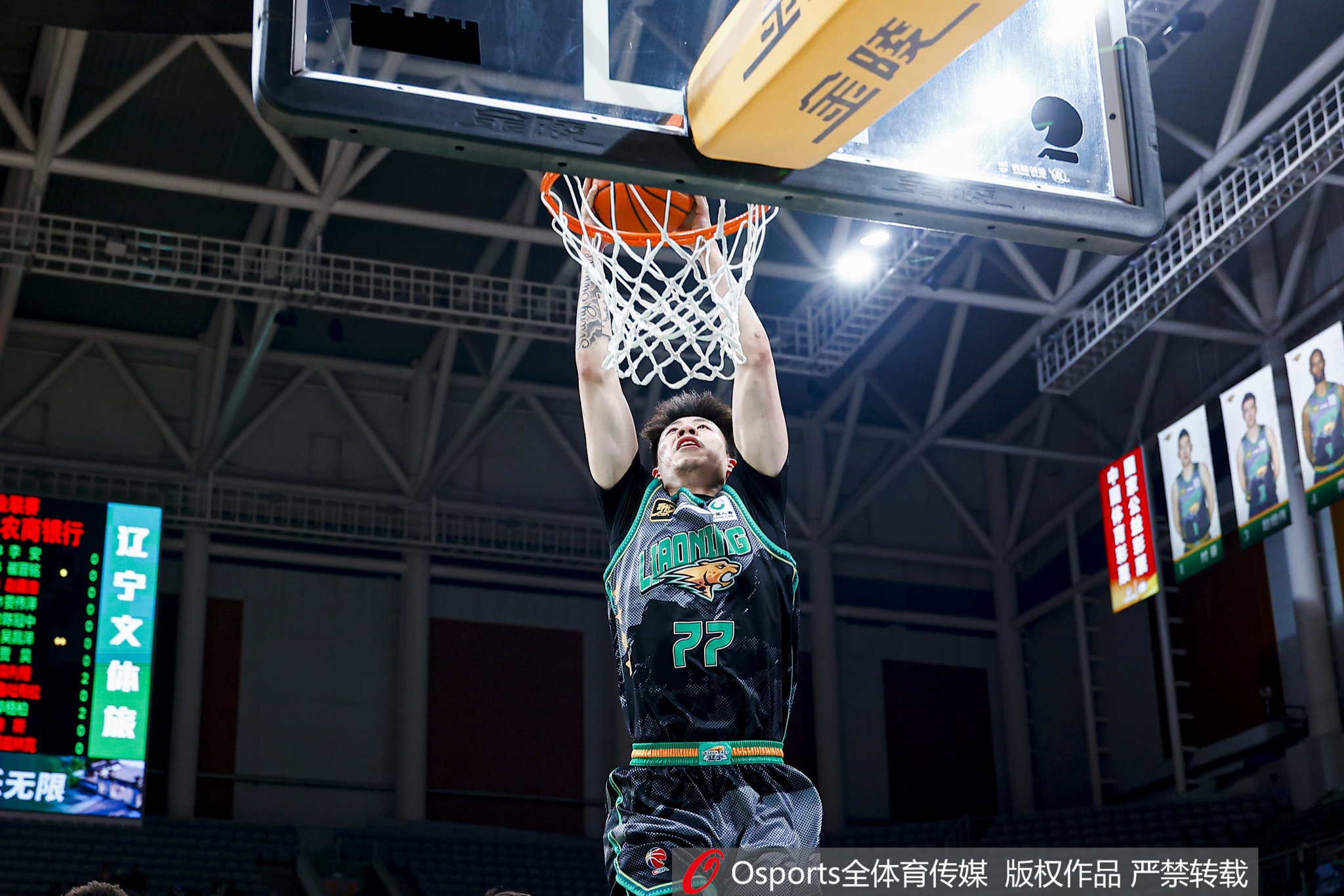  合理且高效！張鎮(zhèn)麟出場24分鐘10中6得12分&送6助攻 正負值+28